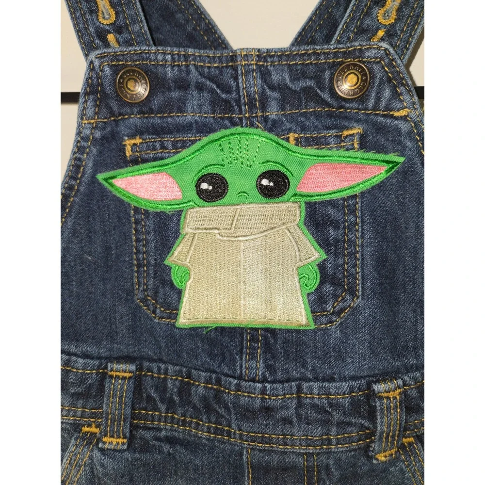 Old Navy Star Wars Baby Yoda Grogu Denim Overalls Toddler 12-18M Medium Wash